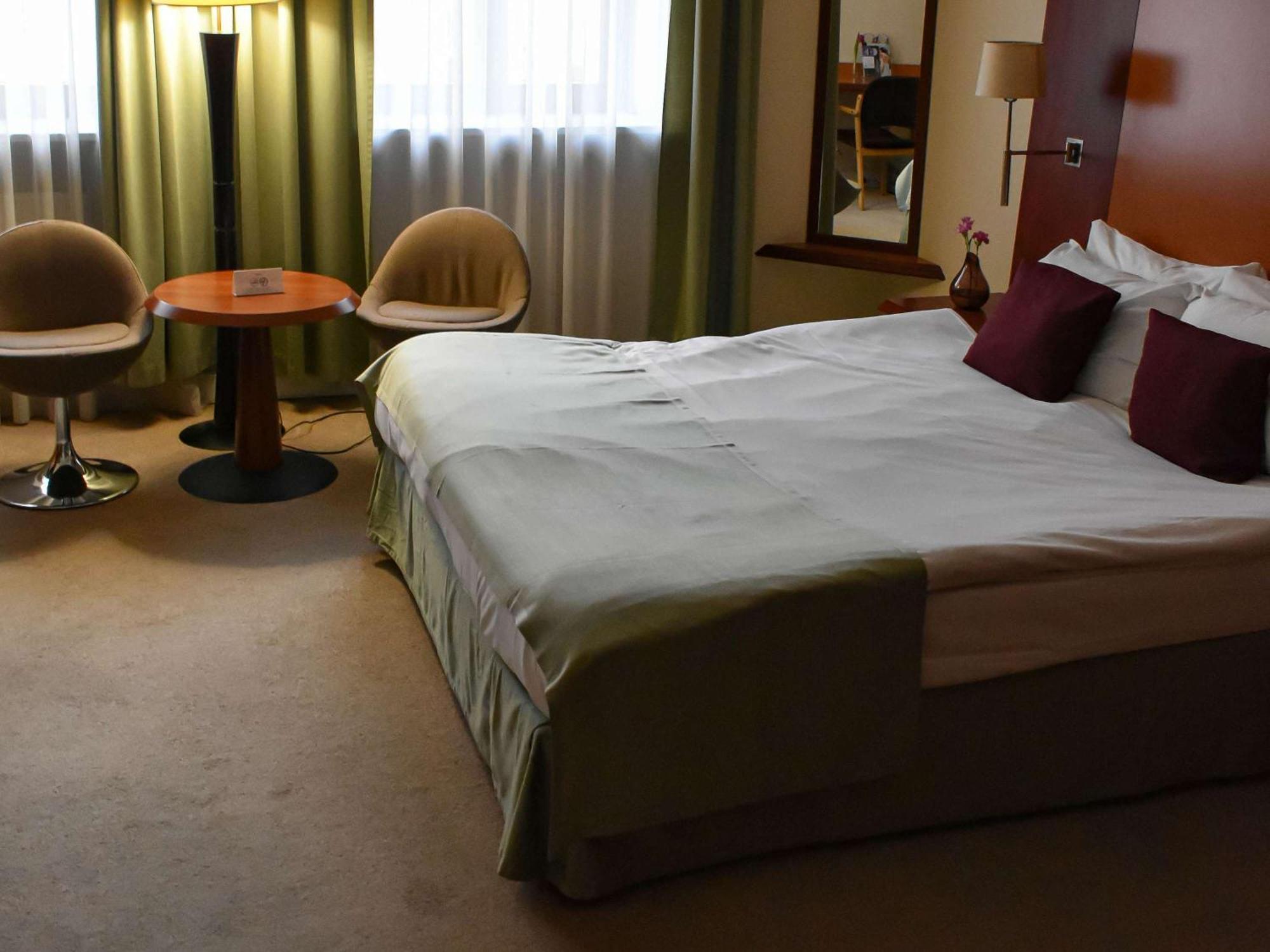 Mercure Opole Bagian luar foto