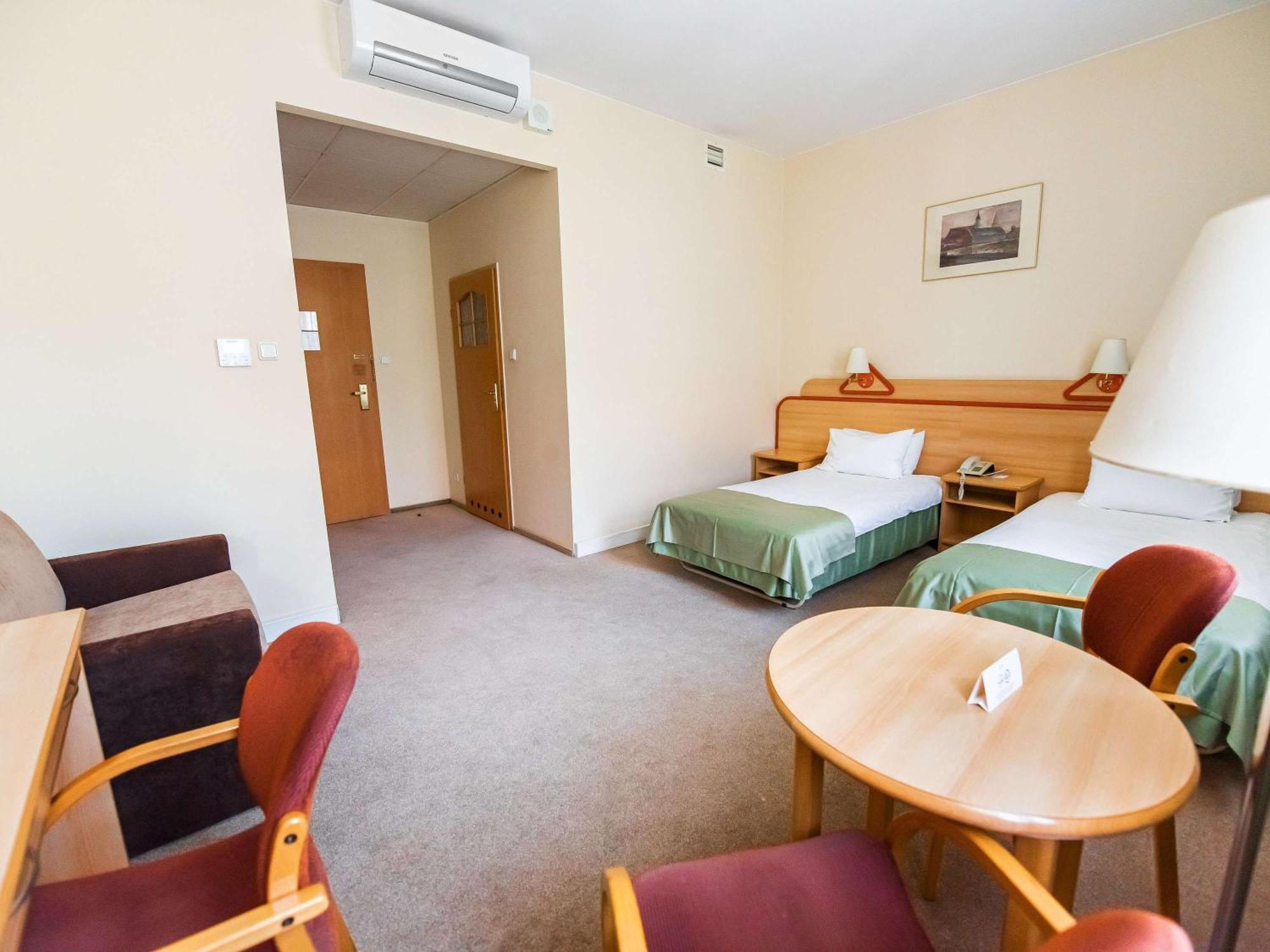 Mercure Opole Bagian luar foto